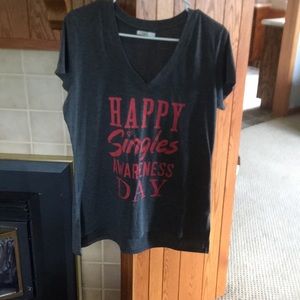 Maurice’s single awareness day tee!